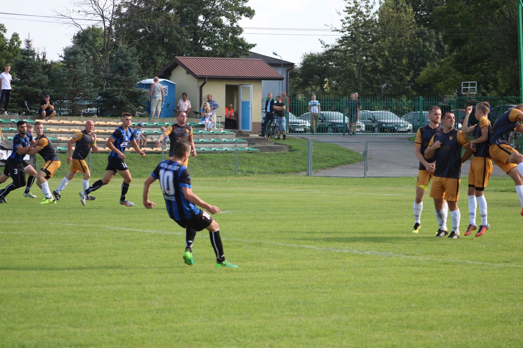8 kolejka seniorzy LKS PRZEŁOM BESKO – NAFTA JEDLICZE 1:1 (0:0)